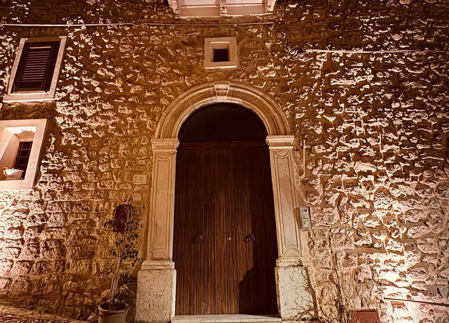 Le Camere dell’Emiro Castronuovo di Sicilia Affittacamere