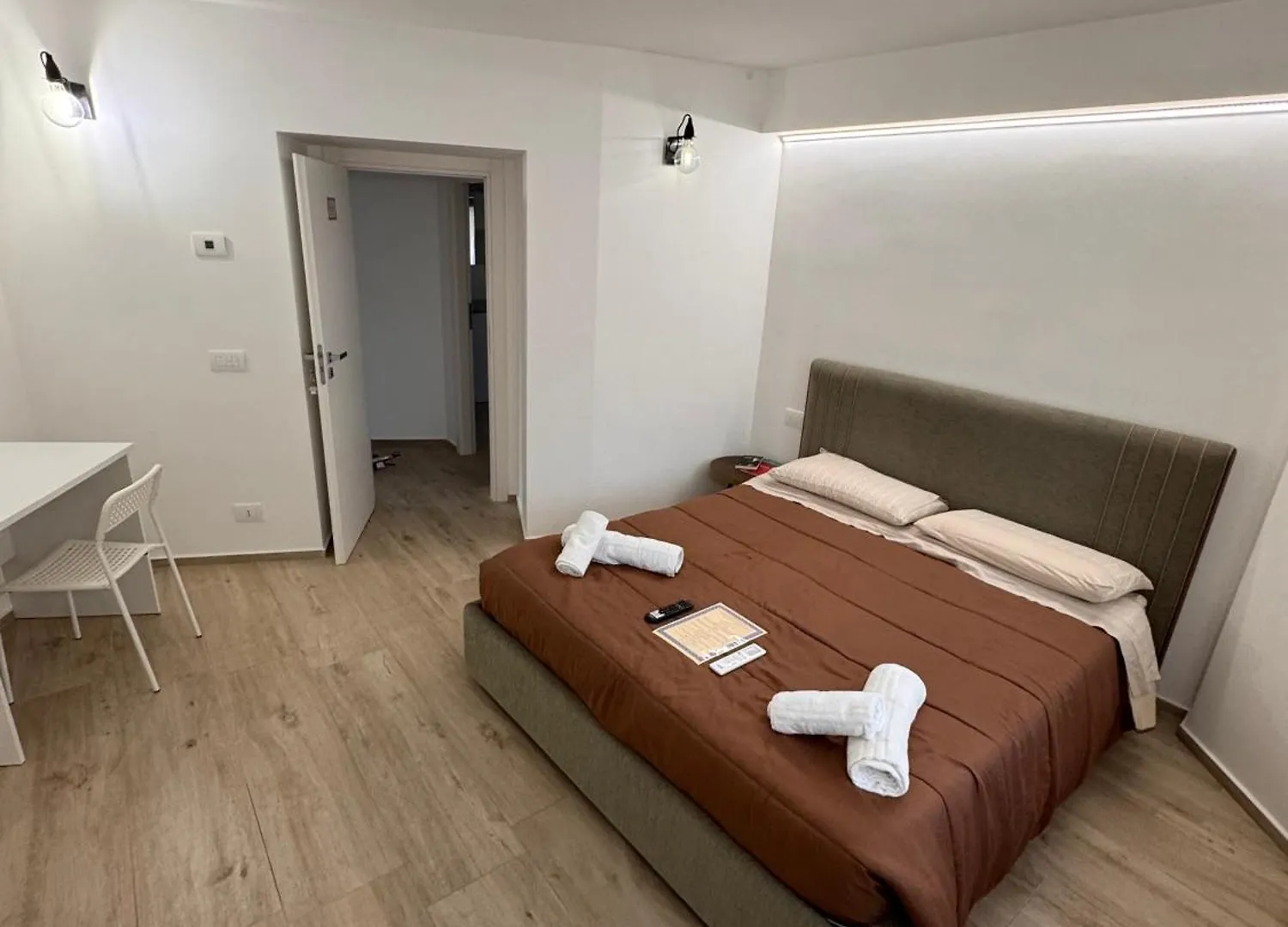 Le Camere Dell'Emiro Castronuovo di Sicilia Guest house