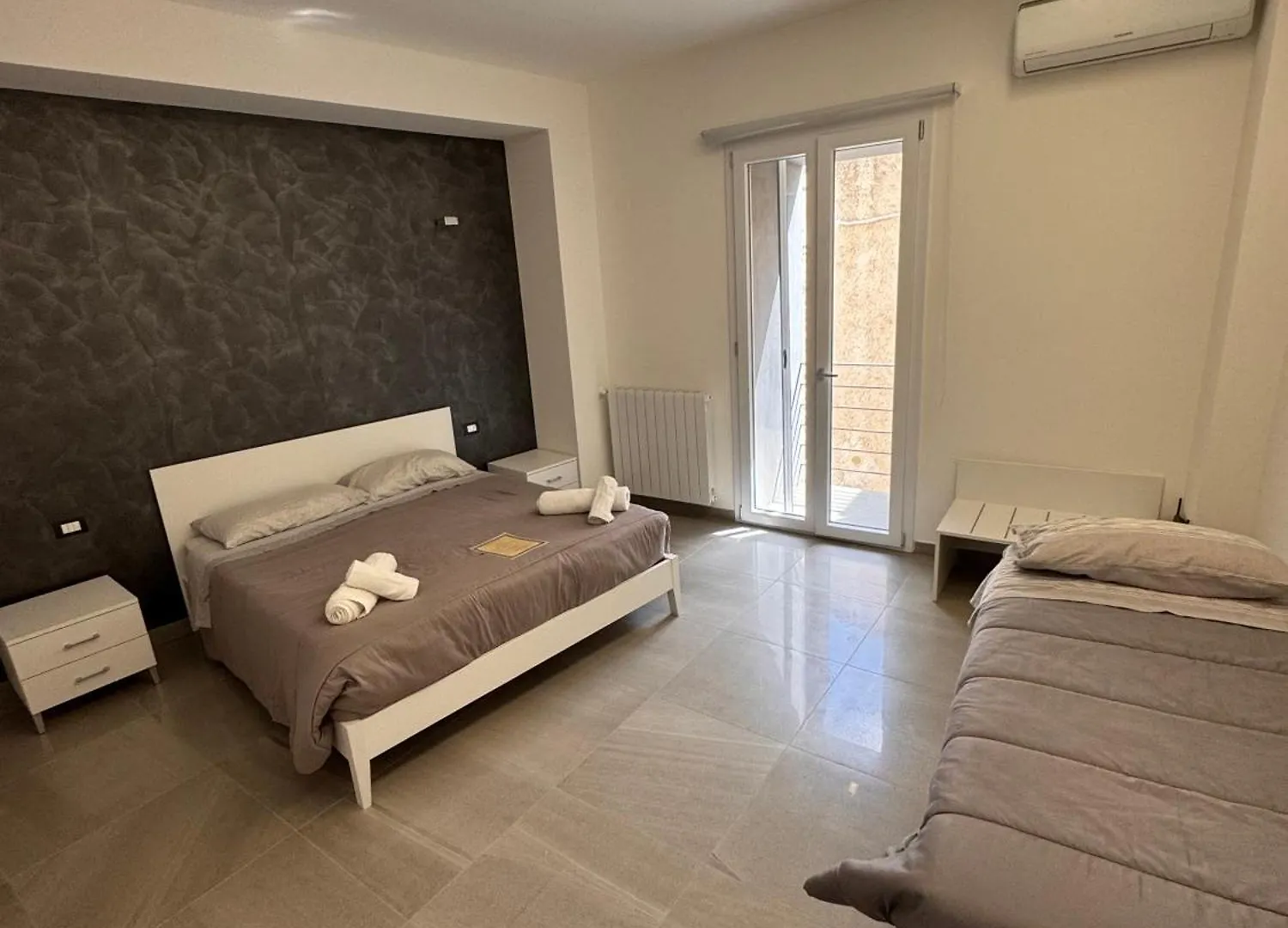 Guest house Le Camere Dell'Emiro Castronuovo di Sicilia Italy